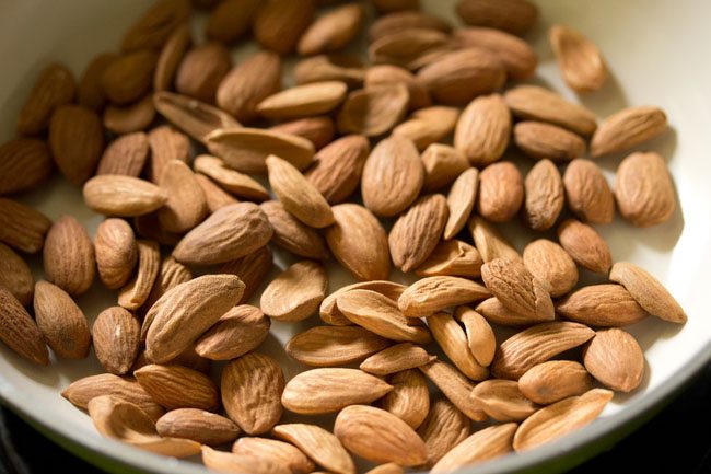 हृदयाला कायम हेल्दी ठेवणारे ५ पदार्थ, बॅड कोलेस्ट्रॉल होईल कमी आणि हृदय राहील मजबूत