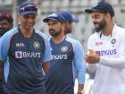 IND vs NZ, 2nd Test : राहुल द्रविडनं सुरू केलेली 'आनंद वाटण्याची' परंपरा टीम इंडियानं राखली कायम; जाणून वाढेल आदर