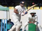 रणजी करंडक क्रिकेट स्पर्धेत फलंदाजी करणारे बडोदा आणि उत्तर प्रदेशचे फलंदाज