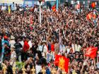 Bengaluru Stampede: चेंगराचेंगरीतील मृतांच्या वारसांना RCB टीमकडून प्रत्येकी १० लाखांची मदत, त्याशिवाय...