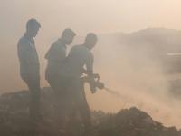 तोडक कारवाईवेळी इक्विटी बारला तर घनकचरा प्रकल्पाला उष्णतेमुळे लागली आग - Marathi News | Equity bar at the time of cracking action, and solid waste due to the solid waste of the project | Latest thane Photos at Lokmat.com