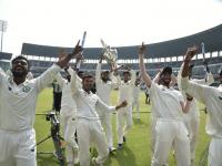 रणजी करंडक; विदर्भ संघाचा विजयी जल्लोष - Marathi News | Ranji Trophy; Vidarbha's winning victory for the team | Latest nagpur Photos at Lokmat.com