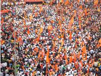 Maharashtra Bandh : कोल्हापुरात जाहीर एल्गार सभेत भगवे वादळ, मराठा बांधवांची तुडुंब गर्दी - Marathi News | Maharashtra Bandh: Parliamentary talk of Bhagwati storm, Maratha bandh in Kolhapur, declared Elgar Sabha | Latest kolhapur Photos at Lokmat.com