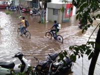 कोल्हापूर शहरात पाऊस धुवॉँदार - Marathi News | Cloudy in Kolhapur rainy season | Latest kolhapur Photos at Lokmat.com