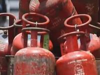 गॅस सिलिंडर ३४.५० रुपयांनी स्वस्त झाला; १ ऑगस्टपासून हे महत्वाचे चार बदल, पाचवा... - Marathi News | 1 August, 2025 Rule Change: Commercial Gas cylinder becomes cheaper by Rs 34.50; These are the four important changes from August 1, 2025, the fifth... | Latest business Photos at Lokmat.com