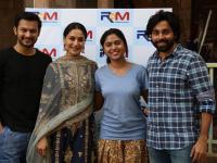 माधुरी दीक्षित-नेने मराठी सिनेमात येण्यास सज्ज - Marathi News | Madhuri Dixit-Nene producing her first marathi movie | Latest mumbai Photos at Lokmat.com