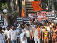शिवसेना उपजिल्हाप्रमुखाचे बेमुदत धरणे आंदोलन - Marathi News | Demand Draft movement of Shiv Sena Deputy District | Latest thane Photos at Lokmat.com