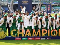 भारत-पाकिस्तान 'हाय व्होल्टेज' थरार - Marathi News | India-Pakistan 'High Voltage' match | Latest cricket Photos at Lokmat.com