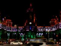 तिरंगी रंगात न्हाऊन निघाली मुंबई - Marathi News | Mumbai goes to the tricolor | Latest mumbai Photos at Lokmat.com