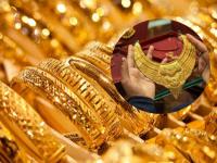 सोनं खरेदी करणाऱ्यांसाठी खुशखबर! सोन्या-चांदीच्या दरात घसरण; जाणून घ्या आजचे दर - Marathi News | Gold Silver Rate Today Good news for gold buyers Fall in gold and silver prices; Know today's rates | Latest business Photos at Lokmat.com