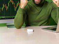 बजाजच्या या शेअरनं दिला 22000% हून अधिकचा परतावा, गुंतवणूकदारांना केलं मालामाल; आता...! - Marathi News | Share market bajaj finance stock rallied over 22000 percent in 15 year elara capital given 11161 rupee target price | Latest business Photos at Lokmat.com