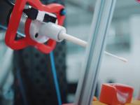 Coronavirus: आरोग्य कर्मचाऱ्यांवरील कोरोनाचा धोका टळणार; वैज्ञानिकांनी बनवला ‘स्पेशल बॉडीगार्ड’ - Marathi News | Coronavirus: Denmark develops robot to conduct covid 19 tests pnm | Latest international Photos at Lokmat.com