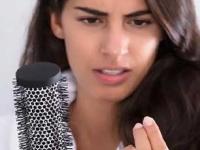 ही घ्या चिनी थेरपी, केस गळणं ‌थांबवते झटक्यात-केस होतात काळेभोर सिल्की - Marathi News | hair growth secret from chinese medicine, 4 tips to stop hair fall according to chinese medicine, how to get rid of hair loss | Latest sakhi Photos at Lokmat.com