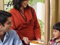 लक्ष्मीपूजन-पाडवा-भाऊबीजेला घरी पाहुणे येणार? जेवणाचे ५ मेन्यू; जेवण होईल एकदम खास... - Marathi News | Diwali Celebration Lunch Dinner Menu Ideas for Guests : Lakshmi Pujan - Padwa-Bhaubij will have guests at home? 5 dining menus; The food will be very special... | Latest sakhi Photos at Lokmat.com