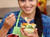 हिमोग्लोबिन ९ पेक्षाही कमी, तब्येतीला धोका? खा ‘हे’ ५ सुपरफूड, हिमोग्लोबिन वाढेल भरभर... - Marathi News | 5 foods to increase hemoglobin level best foods for hemoglobin how to increase hemoglobin naturally top foods to improve hemoglobin natural ways to increase hemoglobin | Latest sakhi Photos at Lokmat.com