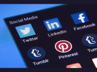 फक्त YouTube नव्हे तर ‘हे’ 5 सोशल मीडिया अ‍ॅप्स देखील देत आहेत कमाईची संधी - Marathi News | 5 social media platforms including youtube facebook instagram twitter and snapchats lets you earn money | Latest tech Photos at Lokmat.com