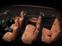 फॅमिलीसाठी 7 सीटर कार घ्यायच्या विचार करताय? या मस्त कार्स ठरू शकतात बेस्ट ऑप्शन्स - Marathi News | Thinking of buying a 7 seater car for the family? These cool cars can be the best options | Latest auto Photos at Lokmat.com