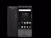 बहुचर्चित ब्लॅकबेरीचा KEYone स्मार्टफोन भारतात लॉन्च - Marathi News | Blackberry's KEYone smartphone launches in India | Latest tech Photos at Lokmat.com