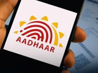 FREE मध्ये अपडेट होतंय Aadhaar Card, वर्षभरासाठी माफ झाली फी; पाहा कोणाला मिळणार फायदा? - Marathi News | Aadhaar Card is being updated for FREE fee waived for a year See who will benefit | Latest business Photos at Lokmat.com