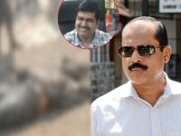 Sachin Vaze: ...पण मी केस का डोक्यावर घेऊ?; हिरेन यांची नाराजी, वाझेंना वाटली भीती अन् काढला काटा! - Marathi News | Sachin Vaze: After finding Scorpio, Sachin Vaze had Said Mansukh Hiren to surrender | Latest mumbai Photos at Lokmat.com