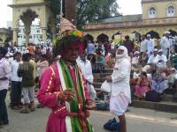 ज्ञानोबा माऊलींच्या पालखीचे आळंदीतील मंदिरातून प्रस्थान - Marathi News | Departure from Dnyanoba Mauli's Palkhi Alandi temple | Latest adhyatmik Photos at Lokmat.com