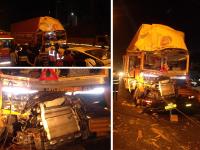 कंटेनर व कारची समोरासमोर धडक - Marathi News | Container and Unknown vehicle Met with an accident on ghodbunder road at thane | Latest thane Photos at Lokmat.com