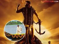 अमिताभ बच्चन यांच्या स्टारडमला टक्कर देणारा सुपरस्टार! दिलेल्या सलग १४ हिट फिल्म्स, फी होती तब्बल... - Marathi News | south superstar chiranjeevi beats amitabh bachchan stardom gave 14 consecutive hits know about her journey | Latest filmy Photos at Lokmat.com