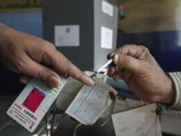 चेहरा एकच, मतदान ४ ठिकाणी! २ कर्नाटकात, १ मुंबईत आणि १ उत्तर प्रदेशात; कोण आहे हा युवक? - Marathi News | Congress Rahul Gandhi allegation on Duplicate voters in election, one voter in Mumbai, Karnatak and Uttar pradesh | Latest national Photos at Lokmat.com