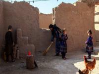 ‘या’ गावातील बहुतांश लोकांची एक किडनी गायब; खरं कारण ऐकून बसेल जबर धक्का - Marathi News | A village in Afghanistan has become to be known as the ‘one kidney village’ | Latest jarahatke Photos at Lokmat.com