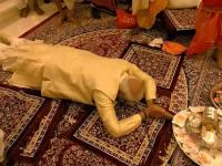 भावूक होत पंतप्रधान नरेंद्र मोदी यांनी रामालला यांना साष्टांग दंडवत घातला, बघा PHOTO - Marathi News | An emotional Prime Minister Narendra Modi prostrated at Ramalala pm modi in ram mandir pran pratishtha photos | Latest uttar-pradesh Photos at Lokmat.com