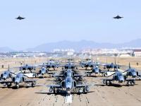 Powerful Air Forces : जगातील सगळ्यात ताकदवान हवाई दलं; भारत 'टॉप ५'मध्ये कितव्या स्थानावर? - Marathi News | Powerful Air Forces: The most powerful air forces in the world; Where does India rank in the 'Top 5'? | Latest international Photos at Lokmat.com