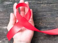 कोरोनाची येतेय! पण 40 वर्षांनंतरही HIV वर लस शोधता आली नाही; जाणून घ्या आव्हाने - Marathi News | Corona vaccine is coming! But even after 40 years, no vaccine has been found for HIV | Latest health Photos at Lokmat.com