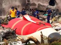 अहमदाबाद विमान अपघातात पत्नी आणि मुलीला गमावलेल्या भारतीय व्यक्तीला धक्का, ब्रिटन सोडण्याचे आदेश - Marathi News | Indian man who lost wife and daughter in Ahmedabad plane crash shocked, ordered to leave UK | Latest international News at Lokmat.com