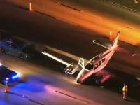 Video: फ्लोरिडामध्ये थरार! धावत्या I-95 हायवेवर विमानाची 'क्रॅश लँडिंग'; भरधाव कारला धडक, थरारक Live Video व्हायरल - Marathi News | Horror in Florida! Plane 'crash landing' on busy I-95 highway; Hits speeding car, thrilling live video goes viral | Latest international News at Lokmat.com