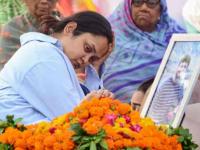 "१०० वेळा विचार करेल, आत्मा थरथरेल..."; पहलगाम हल्ल्यात पती गमावलेल्या ऐशान्याची मागणी - Marathi News | nia files chargesheet on Pahalgam Terror Attack kanpur youth Shubham Dwivedi wife aishanya says thank you | Latest national News at Lokmat.com "१०० वेळा विचार करेल, आत्मा थरथरेल..."; पहलगाम हल्ल्यात पती गमावलेल्या ऐशान्याची मागणी - Marathi News | nia files chargesheet on Pahalgam Terror Attack kanpur youth Shubham Dwivedi wife aishanya says thank you | Latest national News at Lokmat.com