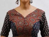 अजरख प्रिंट ब्लाऊजच्या लेटेस्ट डिझाइन्स-पार्टी ते ऑफिस कुठेही वापरा-दिसा स्टायलिश-बॉस लेडी.. - Marathi News | ajrakh print blouse designs, latest fashion of cotton ajrakh print designs, ajrakh print saree and blouse designs | Latest sakhi Photos at Lokmat.com