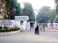 अल-फलाह विद्यापीठ संशयाच्या कचाट्यात, वेबसाइटवरील खोट्या मान्यतेच्या दाव्याबद्दल चौकशी सुरू; NAAC कडून नोटीस जारी - Marathi News | Al-Falah University under suspicion, investigation underway over false accreditation claims on website; NAAC issues notice | Latest national News at Lokmat.com