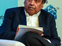 मुकेश अंबानी यांची मोठी घोषणा; रिलायन्स इंडस्ट्रीज 'या' राज्यात करणार ₹7 लाख कोटींची गुंतवणूक - Marathi News | Reliance Industries Investment: Mukesh Ambani's big announcement; Reliance Industries will invest ₹7 lakh crore in Gujarat | Latest business News at Lokmat.com मुकेश अंबानी यांची मोठी घोषणा; रिलायन्स इंडस्ट्रीज 'या' राज्यात करणार ₹7 लाख कोटींची गुंतवणूक - Marathi News | Reliance Industries Investment: Mukesh Ambani's big announcement; Reliance Industries will invest ₹7 lakh crore in Gujarat | Latest business News at Lokmat.com