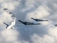 बॉम्ब फोडूनही अमेरिका काही करू शकली नाही! ३७ तास हवेतच होते ६ बी२ बॉम्बर..., इराण म्हणतेय... - Marathi News | America Attack on Iran: America couldn't do anything even after dropping bombs! 6 B2 bombers were in the air for 37 hours..., Iran says... | Latest international Photos at Lokmat.com