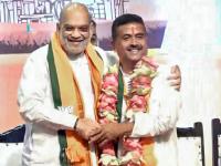 प. बंगालमध्ये सुवेंदूच भाजपच्या सत्तेचे ‘अधिकारी’; मुख्यमंत्रिपदासाठी आठही प्रस्ताव सुवेंदू अधिकारी यांच्या एकट्याच्याच नावाचे - Marathi News | Suvendu is the 'official' of BJP's power in West Bengal; All eight proposals for the Chief Minister's post are in the name of Suvendu Adhikari alone | Latest national News at Lokmat.com