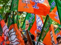 ज्या पक्षासोबत स्थापन केली सत्ता, त्याच मित्राला भाजपनं दिला झटका; ६ आमदार फोडले - Marathi News | JDU loses six out of seven MLAs in Arunachal Pradesh all join BJP | Latest politics Photos at Lokmat.com