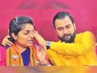 महापालिका निवडणूक : मिशन 'थंड'खोरी! आमचे काय चुकले..? निष्ठावंतांचा सवाल - Marathi News | Municipal Elections Mission Thandkhori What did we do wrong Loyalists question | Latest maharashtra News at Lokmat.com