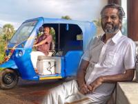 अमेरिकेची नोकरी सोडली, भारतात परतले; गावखेड्यात उभारली कंपनी, ८ हजार कोटी कमावले - Marathi News | Quit US job, returned to India; Success Story Of Zoho Campany Founder Sridhar Vembu | Latest business Photos at Lokmat.com