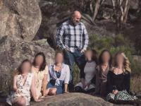 एक्स आर्मी ऑफिसर ६ महिलांना गुलाम बनवून करत होता त्यांचं शोषण; आरोपीला अटक... - Marathi News | Australia James Robert Davis arrested allegedly kept six slaves | Latest jarahatke Photos at Lokmat.com