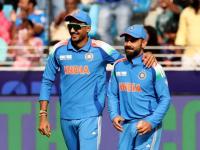 Axar Patel: विराट कोहली, ख्रिस गेलनंतर फक्त अक्षर पटेलच करू शकला 'अशी' कामगिरी! - Marathi News | Axar Patel All-Round Heroics Secure India 2-1 Lead Against Australia; Equals Virat Kohli, Chris Gayle for Man of the Match Record | Latest cricket News at Lokmat.com Axar Patel: विराट कोहली, ख्रिस गेलनंतर फक्त अक्षर पटेलच करू शकला 'अशी' कामगिरी! - Marathi News | Axar Patel All-Round Heroics Secure India 2-1 Lead Against Australia; Equals Virat Kohli, Chris Gayle for Man of the Match Record | Latest cricket News at Lokmat.com