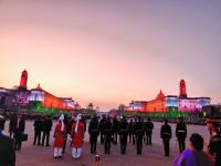 Beating Retreat 2020: ...म्हणून बीटिंग रिट्रीट सोहळा आहे 'खास' - Marathi News | Beating Retreat 2020: ... Beating Retreat Ceremony is 'Exclusive' | Latest national Photos at Lokmat.com