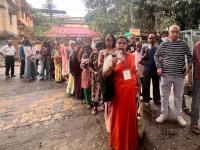 मतमोजणी कर्मचाऱ्यांच्या निवडीचा निवडणूक आयोगाला अधिकार; तृणमूल काँग्रेसच्या याचिकेवर निकाल - Marathi News | Election Commission has the right to select counting staff; Verdict on Trinamool Congress's petition | Latest national News at Lokmat.com