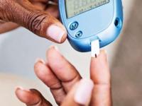 शुगर कायमच वाढलेली असते? ६ सोप्या गोष्टी करा- शुगरचं टेंशन विसरा-वाढवा ताकद... - Marathi News | Top 6 Exercises for People with Diabetes Best Exercises For People With diabetes Best Diabetes Exercises to Lower Blood Sugar Exercise | Latest sakhi Photos at Lokmat.com