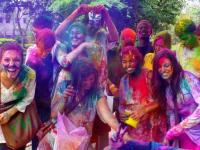 होळीच्या दिवशी भांग पिणार असाल तर या 10 गोष्टींचा नक्की विचार करा - Marathi News | Dos & Don’ts For Everyone Who’s Got Bhang On Their Mind This Holi | Latest mumbai Photos at Lokmat.com