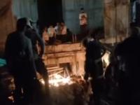 मुंबईत बांधकाम सुरू असलेल्या इमारतीवरून ९ जण कोसळले, एकाची प्रकृती चिंताजनक  - Marathi News | 9 people fall from under-construction building in Mumbai, one in critical condition | Latest mumbai News at Lokmat.com